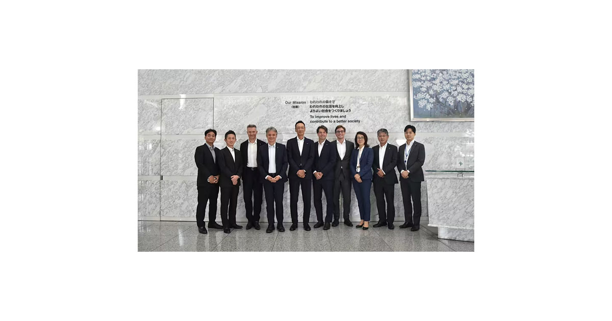 OMRON and Dassault Systèmes Partner to Bridge the Virtual and Real Worlds for Flexible, High-Performance Manufacturing